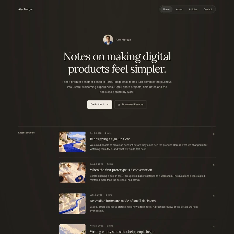 Star portfolio homepage with recent articles and links to About and Contact pages.